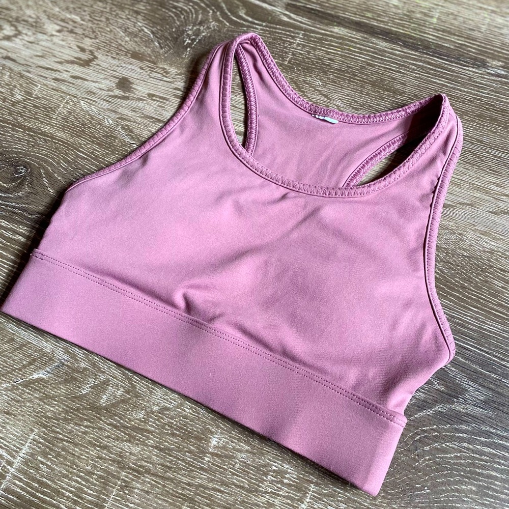 🎶Fabletics Sports Bra - Picture 3 of 8
